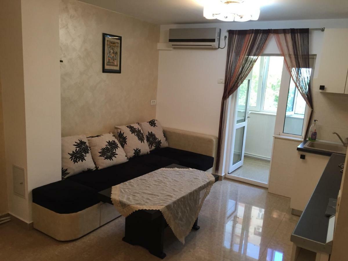 Apartament Tomis Nord 3 Camere Constanta Exterior photo